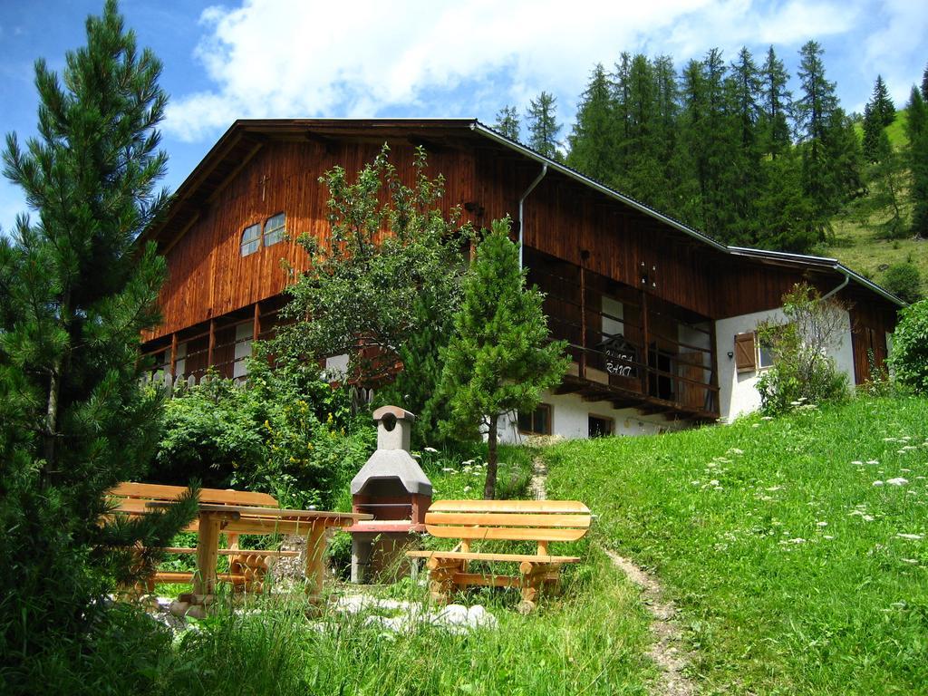 Ciasa Raut La Valle Exterior foto